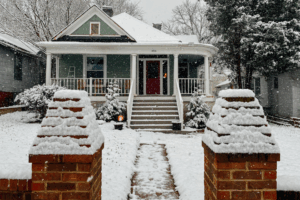 Every HECM reverse mortgage follows strict federal guidelines set by HUD and FHA. These rules are designed to prevent confusion, misrepresentation, or financial harm.