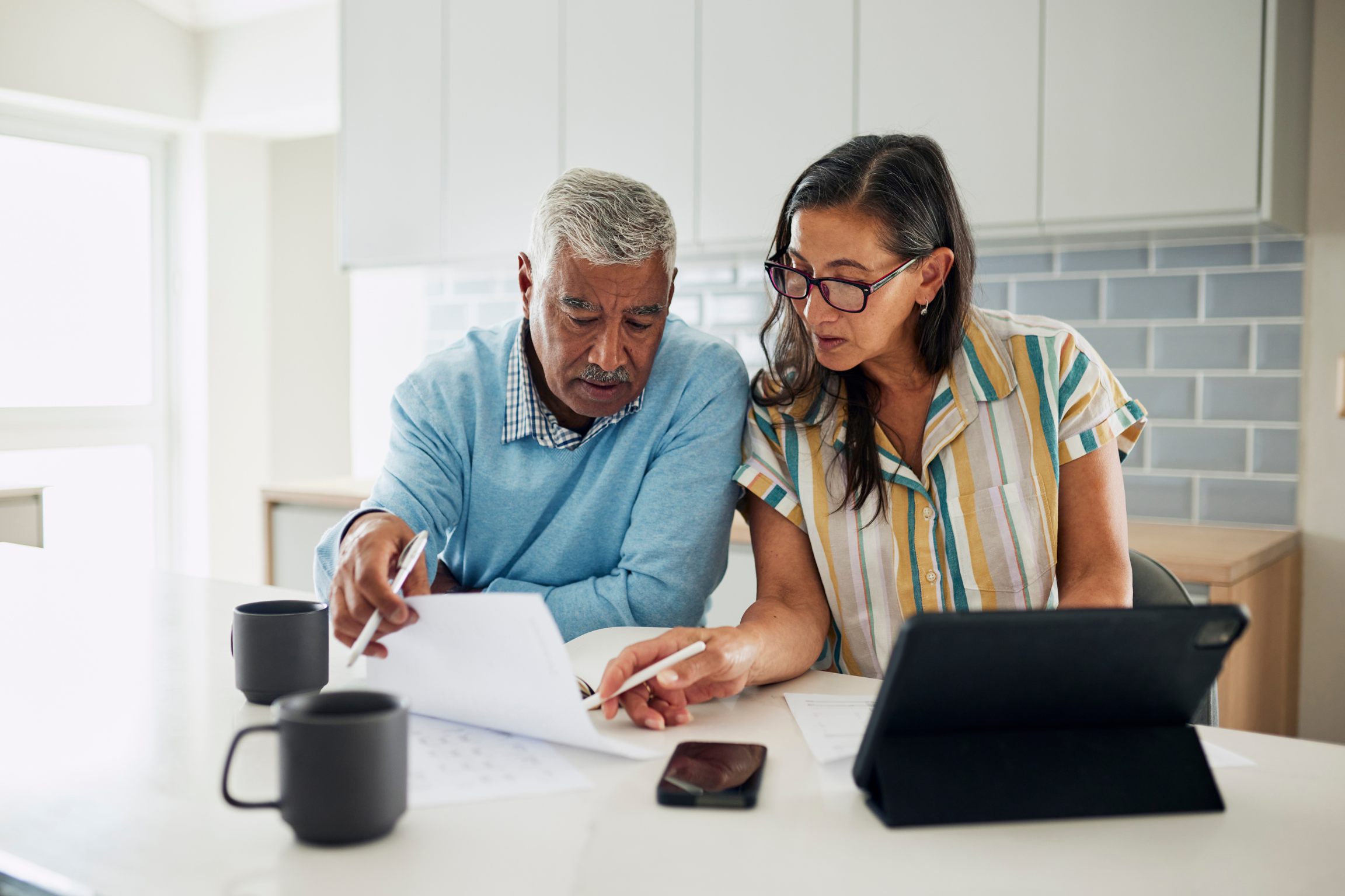Wondering if a reverse mortgage affects capital gains tax? Learn what heirs should know when inheriting a home and deciding whether to sell or keep it.