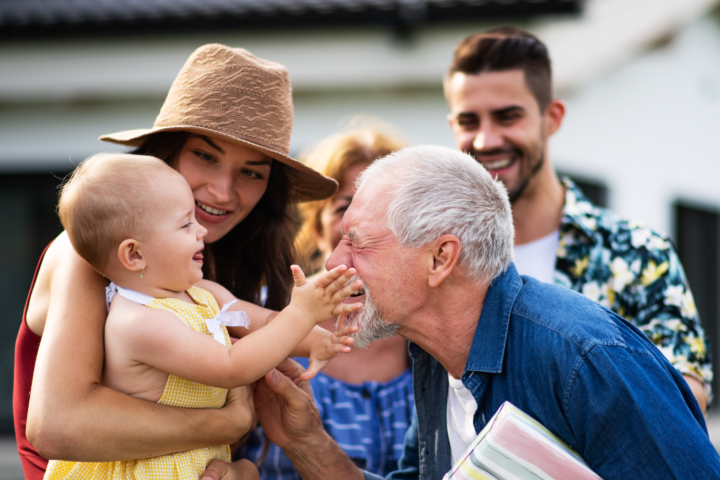 Understand the difference between fixed-rate and adjustable-rate reverse mortgages so you can choose the option that best fits your needs.