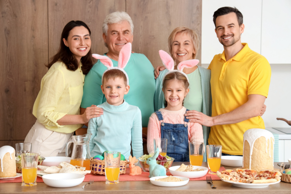 Learn a retirement income withdrawal strategy to decide whether to use savings, Social Security, investments, or home equity first.